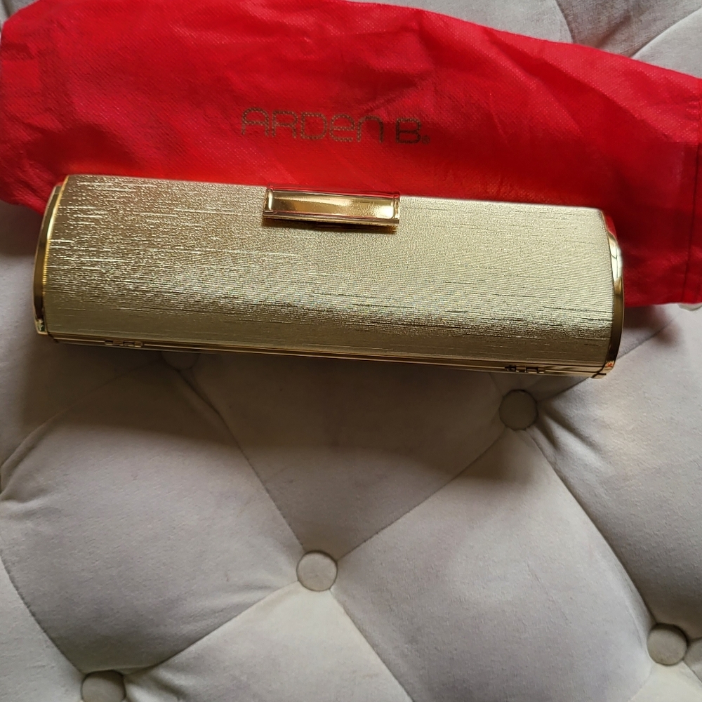 Arden B clutch purse golden with chain new.